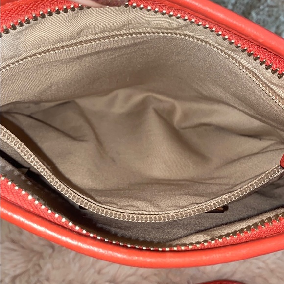 Small Coach leather mini bucket bag. Red/Orange - Picture 3 of 6